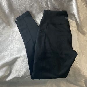 Women’s New Balance Performance Leggings Size XS